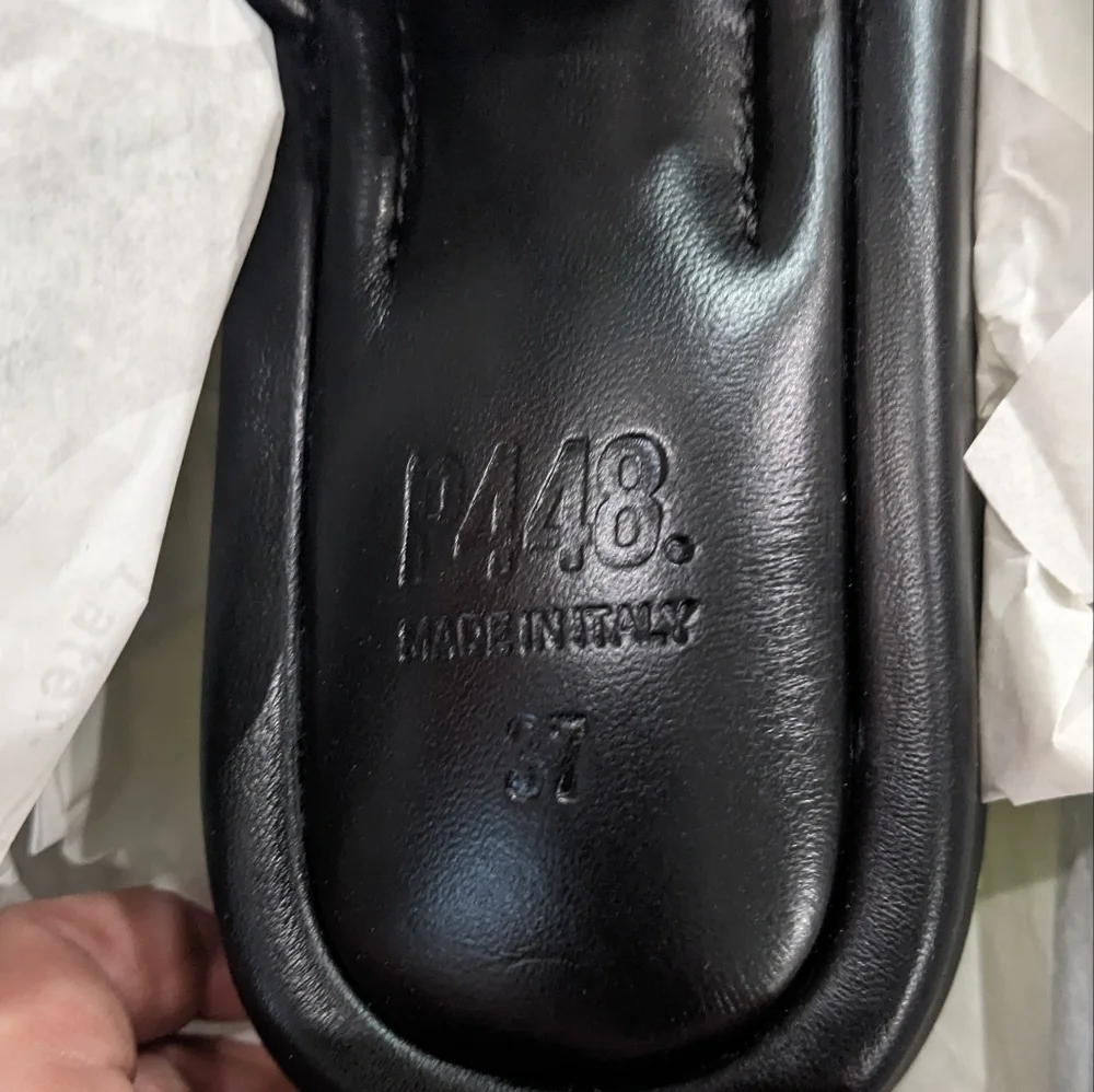 NWT P448 | Women's Fergie Platform Slide Sandals in Black